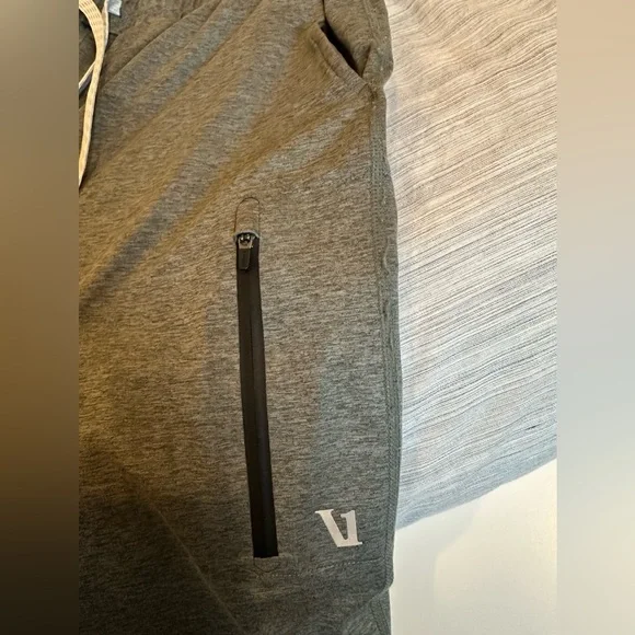 Vuori Men’s Small Sunday performance Jogger Pants Heather Green - Picture 13 of 14